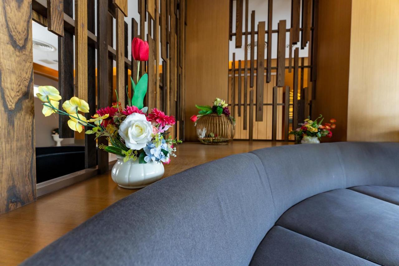 Royal Delight Hotel Bangkok Exterior foto